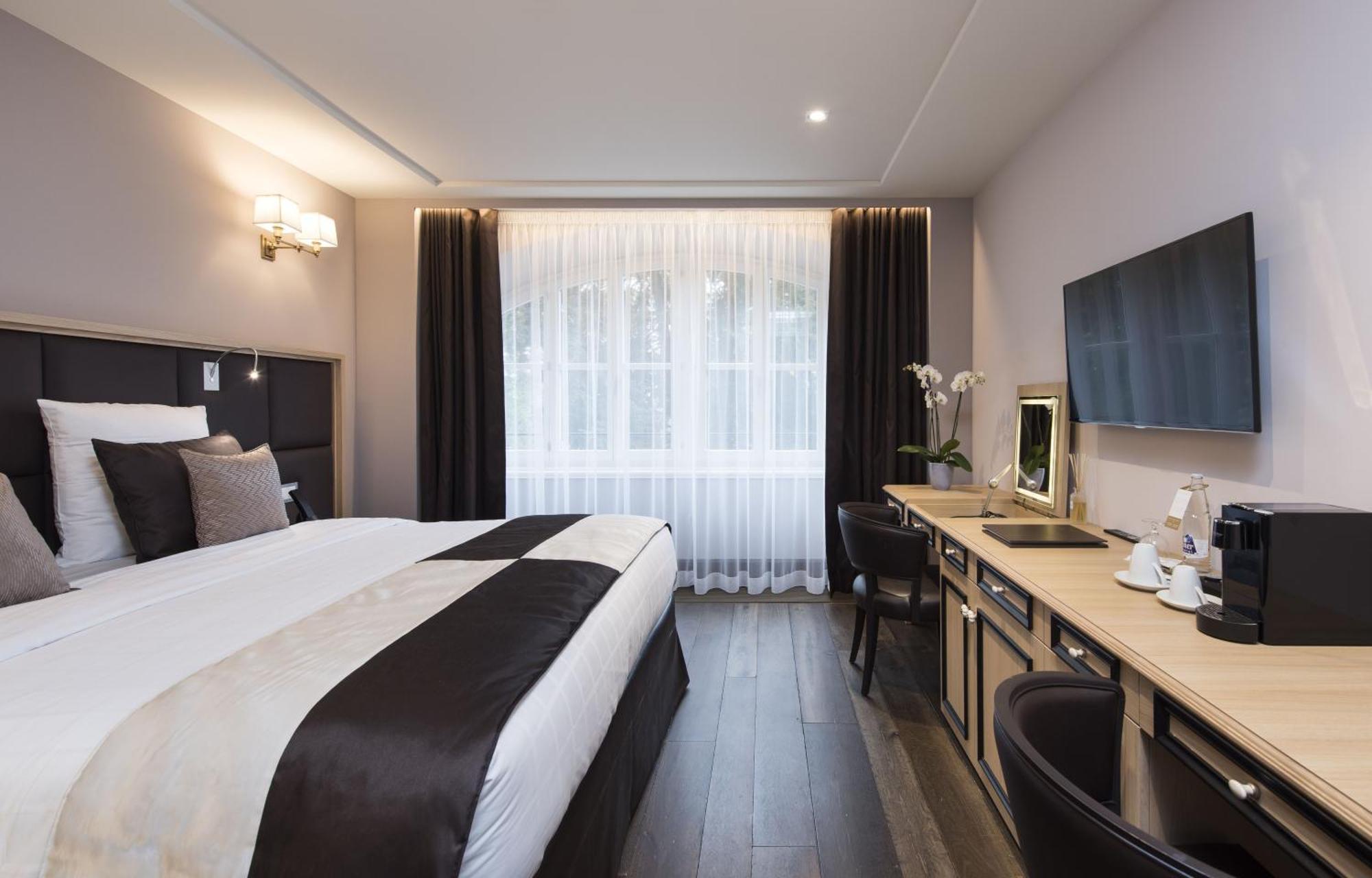 Hotel Bristol Genève Eksteriør billede